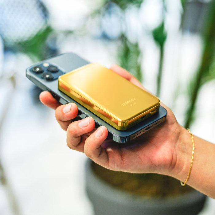 Momax Q.Mag Power 6 5000mAh Magnetic Wireless Battery Pack (Gold) IP106LCN1